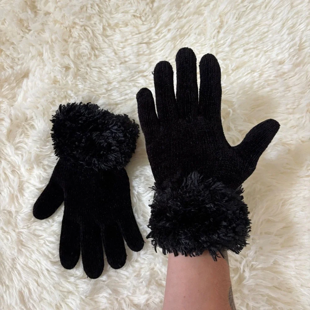 Black Knit Gloves with Faux Fur Trim Cold Weather Winter Accessory Womens XS